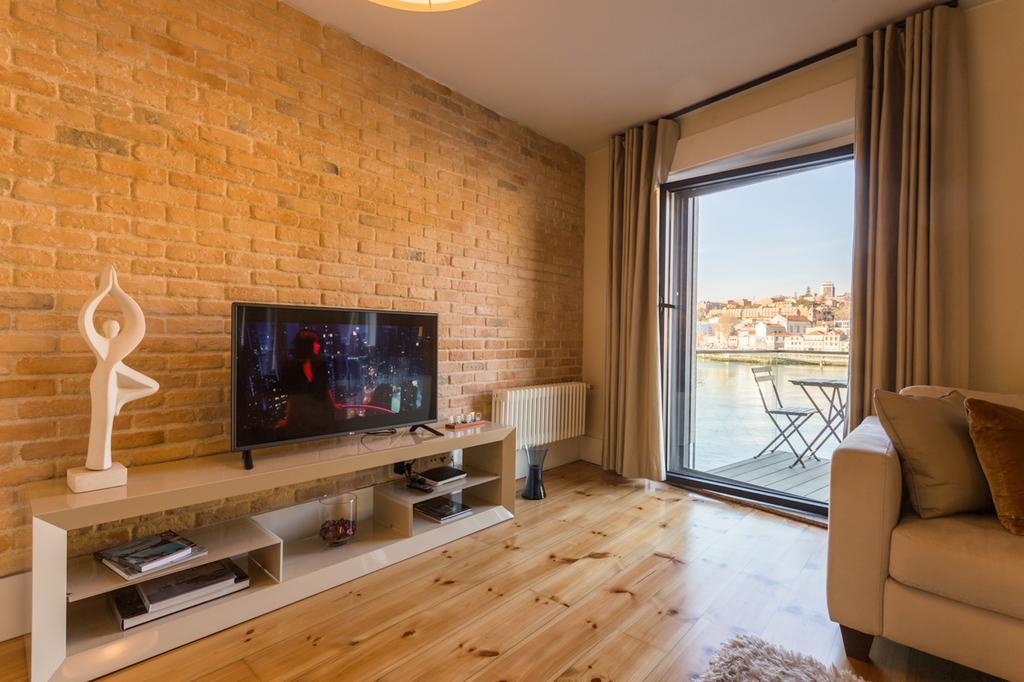 Feel Porto Destilaria Residence บีลาโนวาเดกายา ภายนอก รูปภาพ