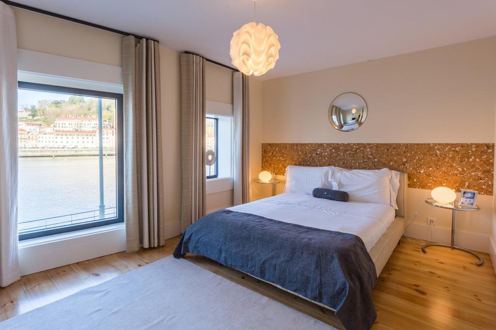 Feel Porto Destilaria Residence บีลาโนวาเดกายา ภายนอก รูปภาพ
